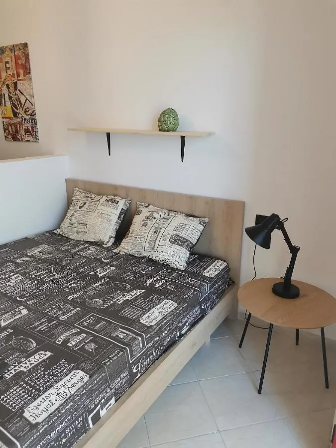 Art Apartment Clever Durres