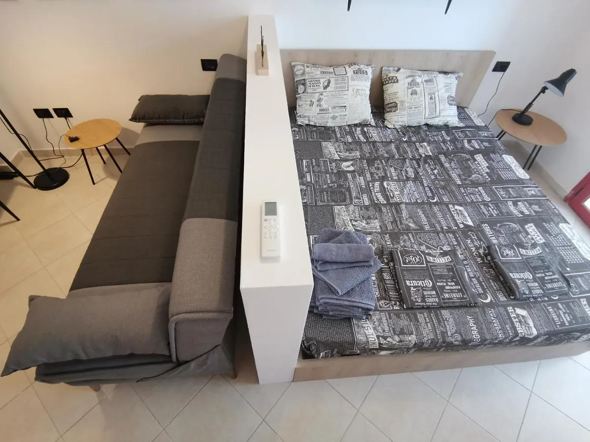 Art Apartment Clever Durres 0*,  Albania