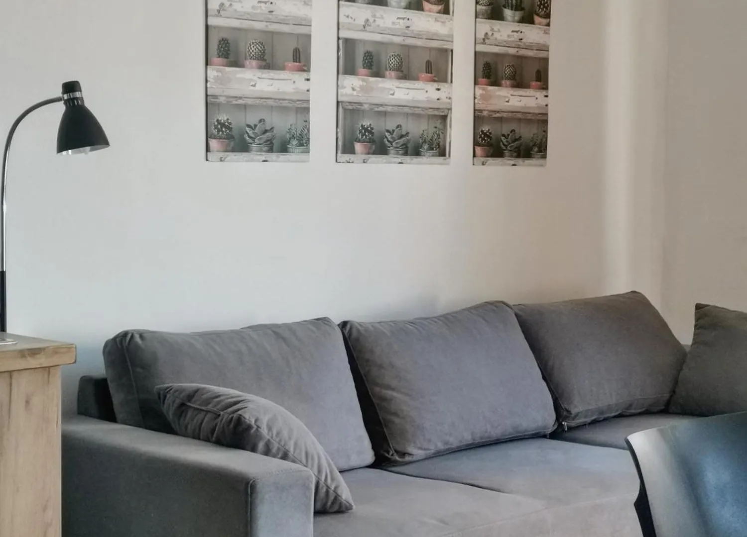 Art Apartment Clever Durres