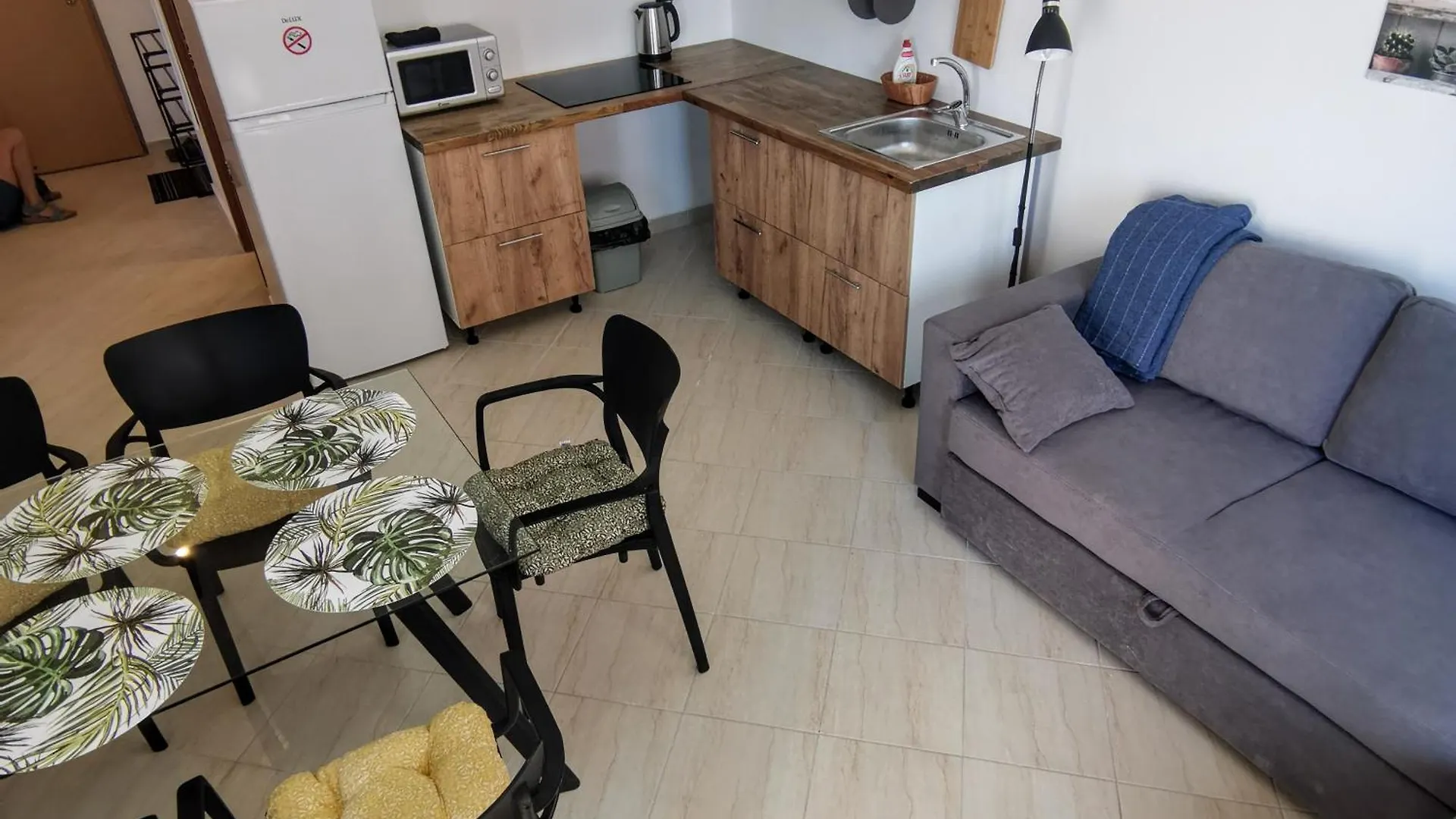 Art Apartment Clever Durres 0*,  Albania